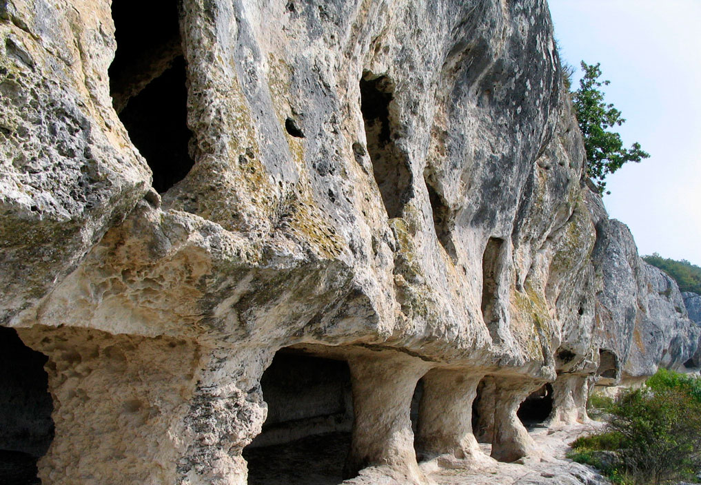 Пещерный город Теле-Кермен