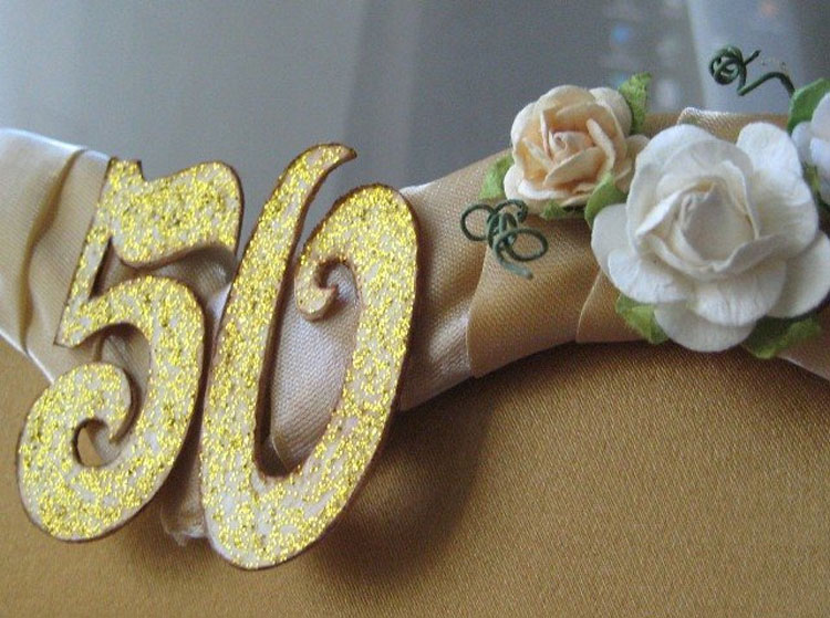 Что подарить на золотую свадьбу 50 лет